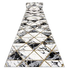 Behúň EMERALD 1020 Glamour exclusive, mramor, trojuholníkový, čierny + zlatá
